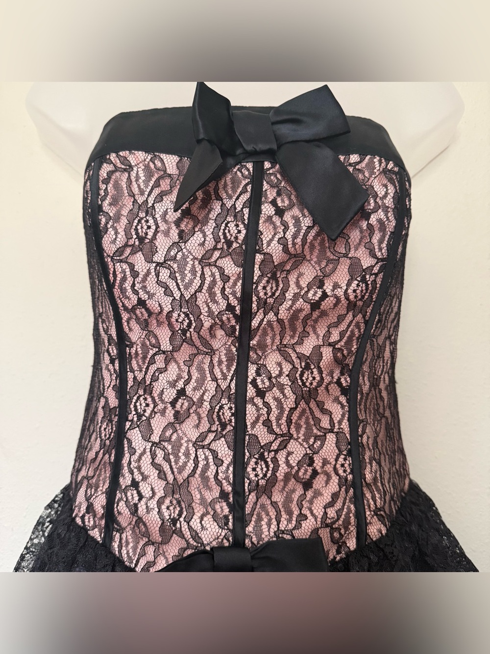 Betsey Johnson Vintage Lace Strapless Peplum Bow Mini Dress Corset Bustier Sz8 - Picture 2 of 10